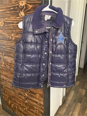 Woman’s Dallas Cowboy’s Vest Size Small